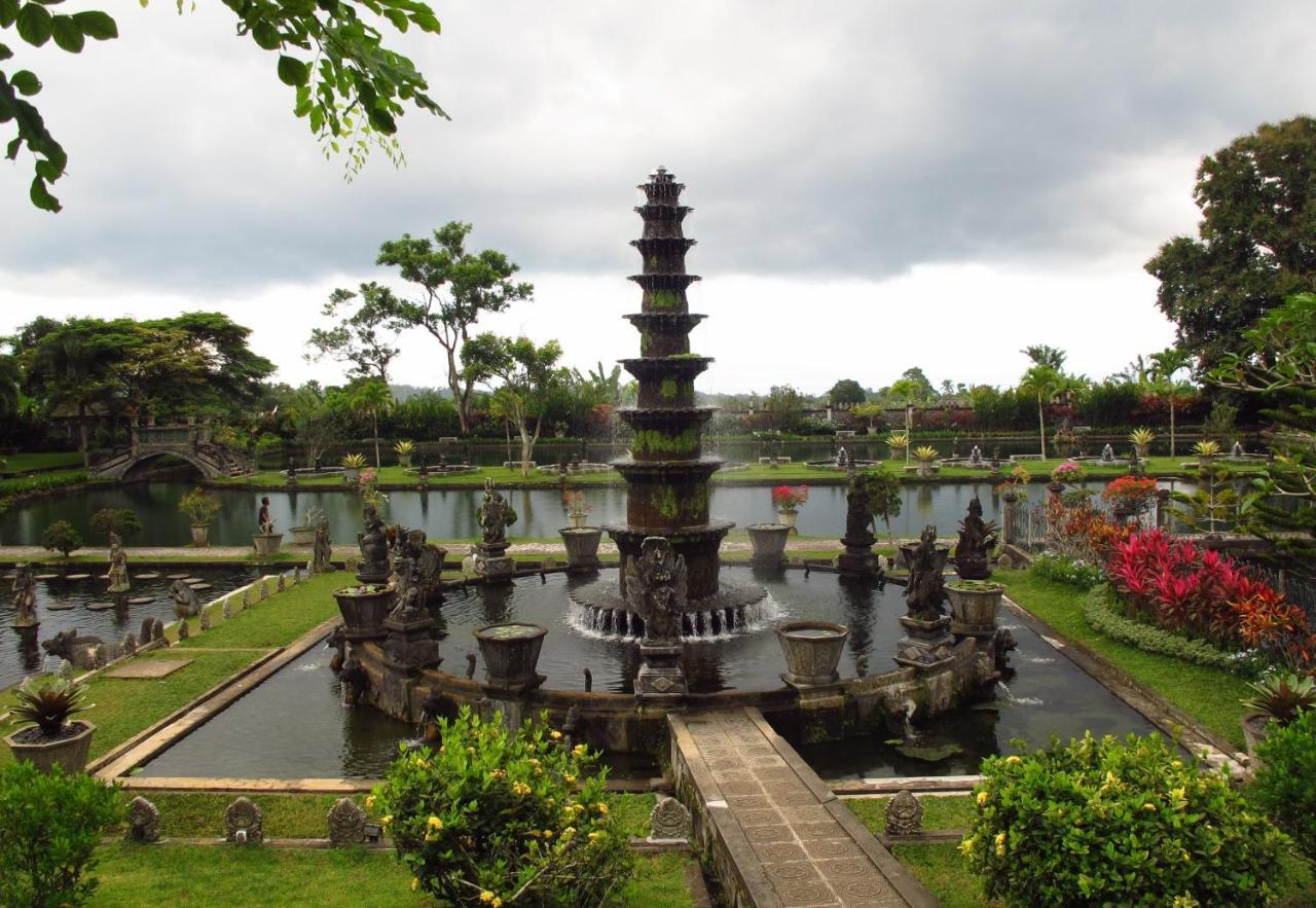 Dhangin Taman Karangasem  Exterior photo