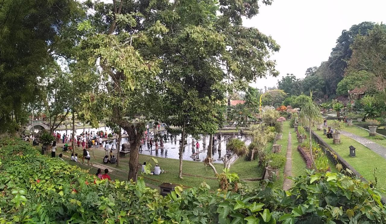 Dhangin Taman Karangasem  Exterior photo