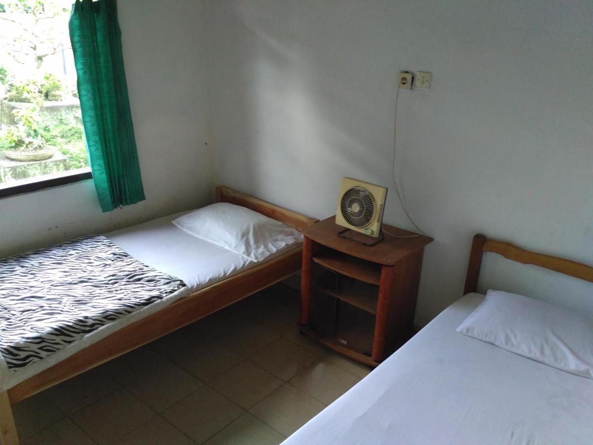 Dhangin Taman Karangasem  Exterior photo