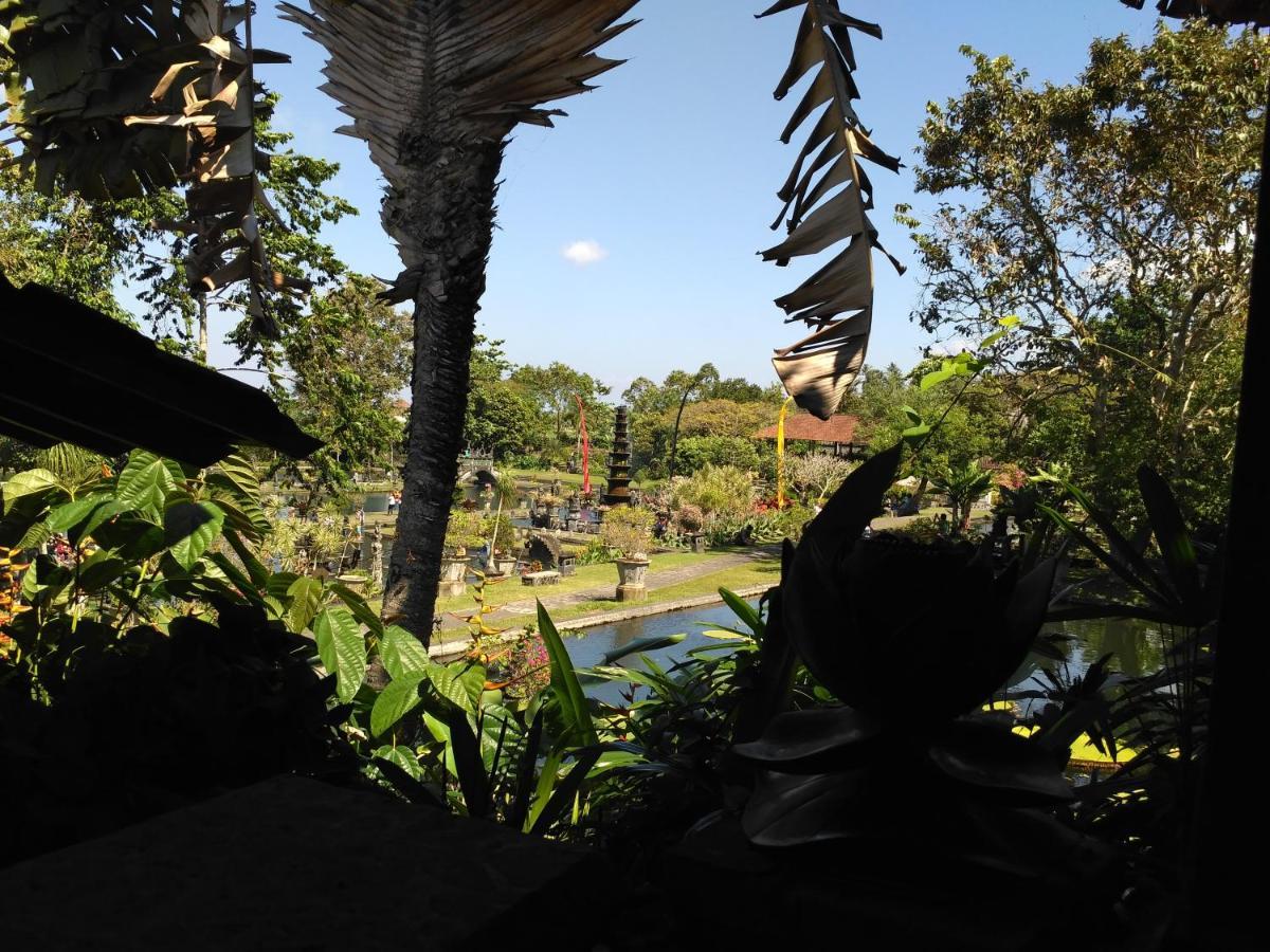 Dhangin Taman Karangasem  Exterior photo
