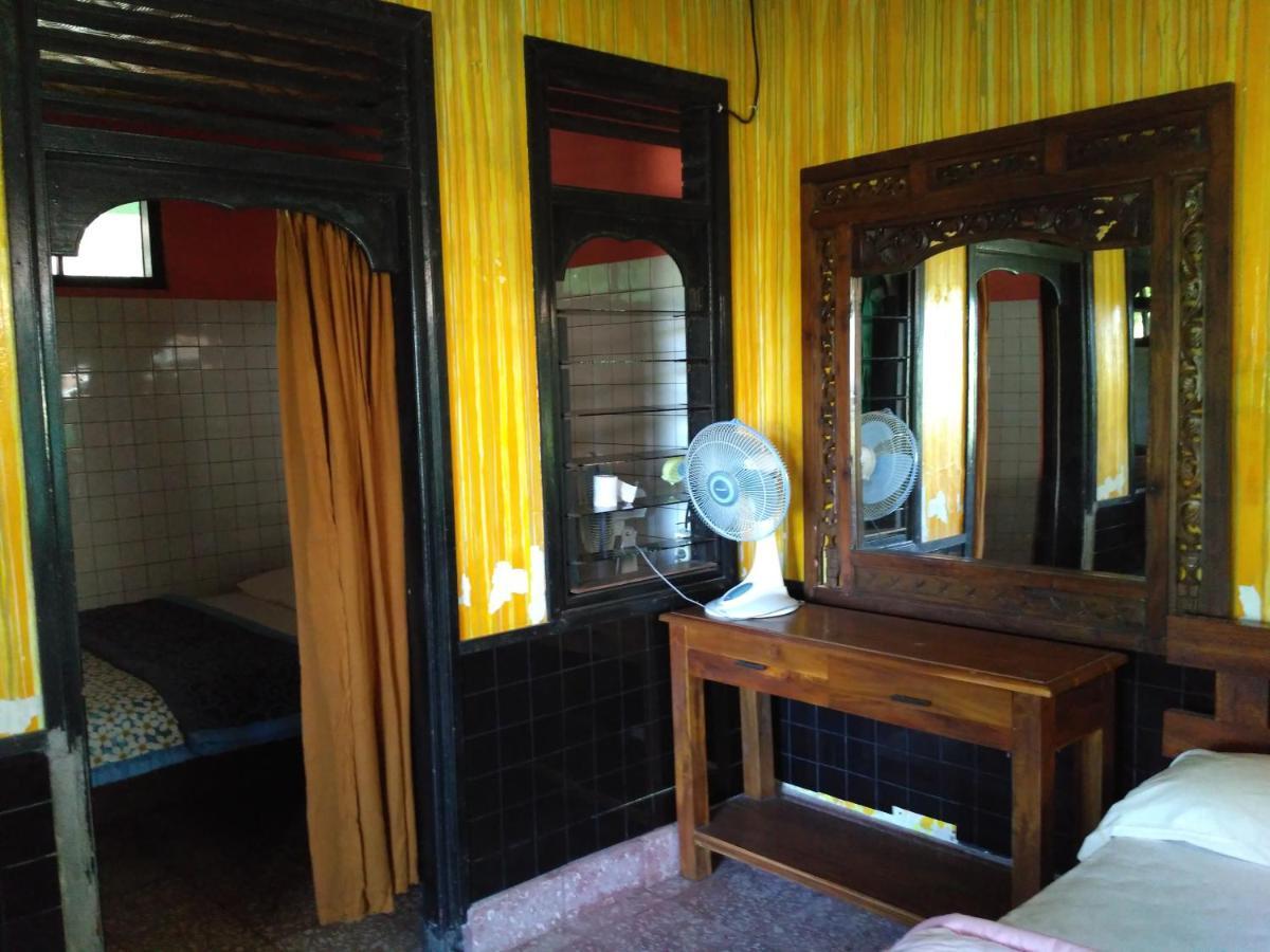 Dhangin Taman Karangasem  Exterior photo