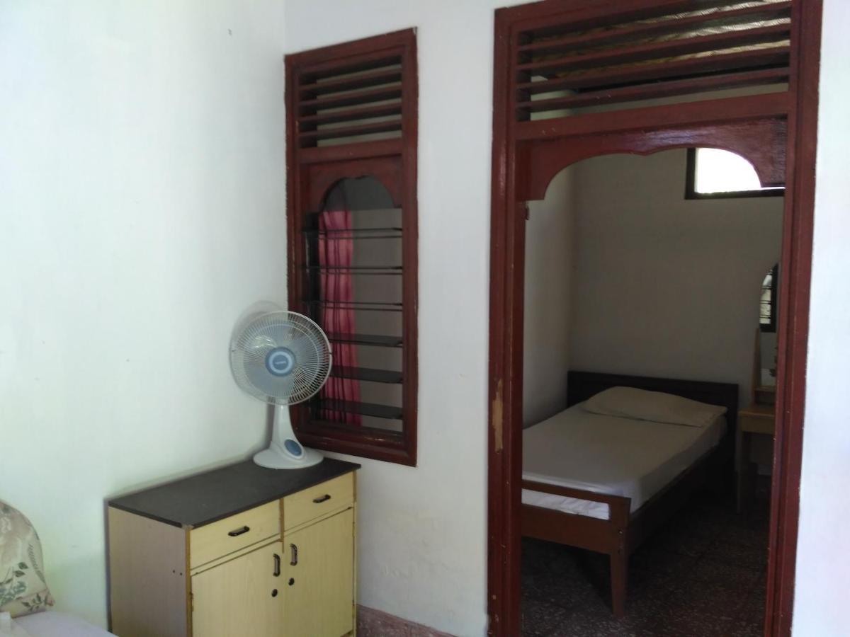 Dhangin Taman Karangasem  Exterior photo